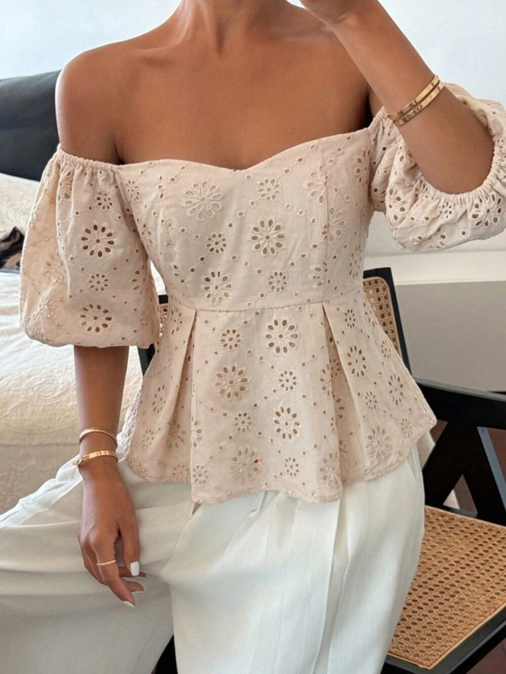 Khaki Boho Women's Elegant Off-Shoulder Puff Sleeve Lace Top